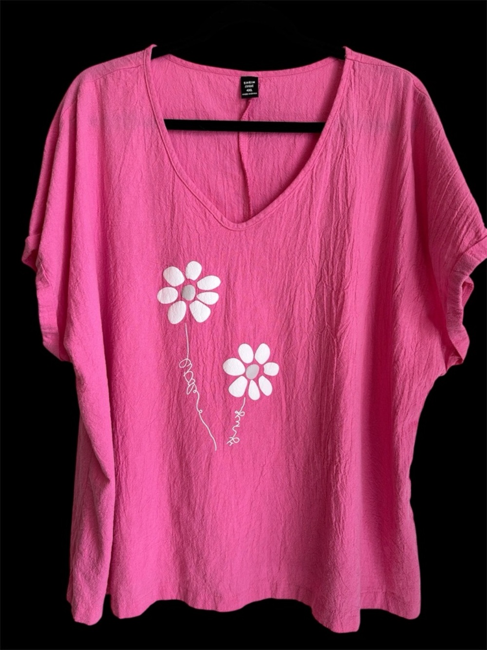 SHEIN Hot Pink V-Neck Short Sleeve Top with White Floral Print
